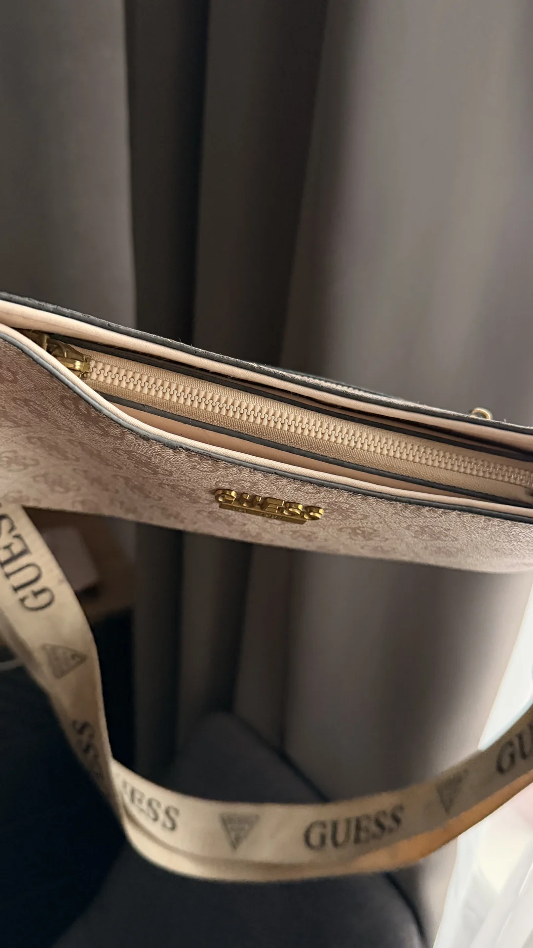 Сумка женская guess - миниатюра 2