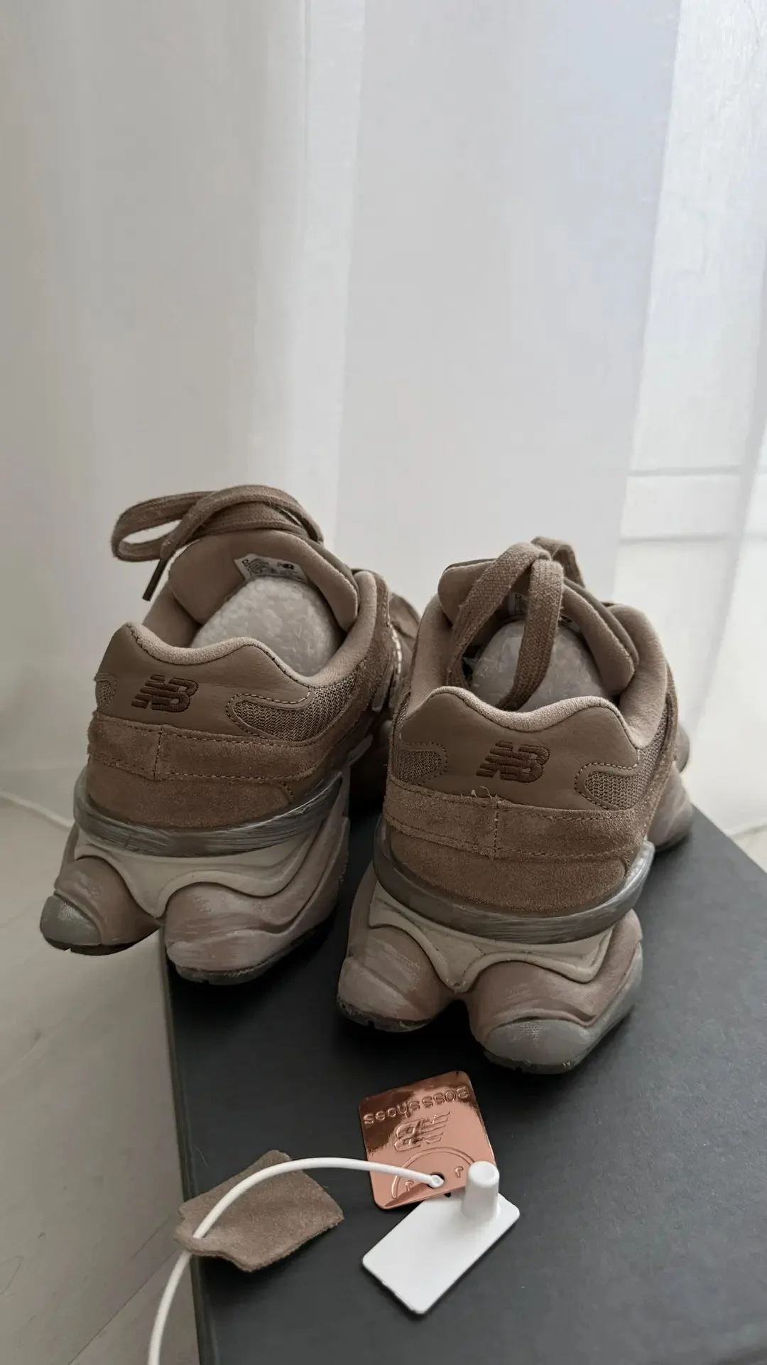 Кроссовки New Balance 9060 - миниатюра 4