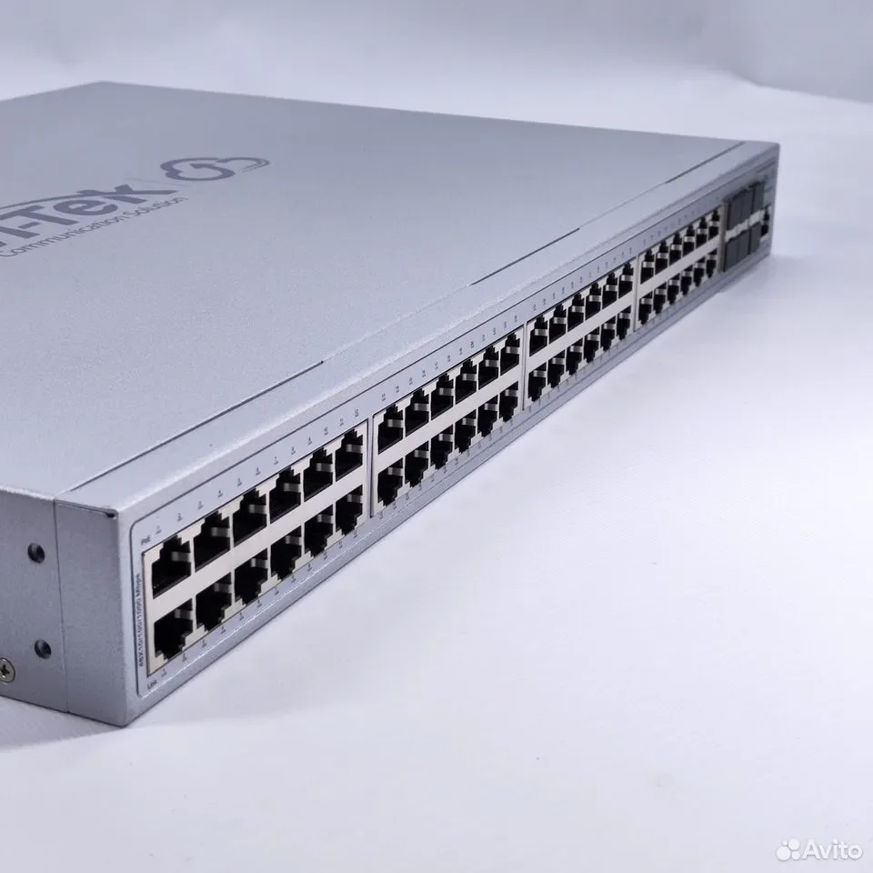 Wi-Tek WI-PCMS554F-L3 / управляемый гигабитный L3-коммутатор - миниатюра 2