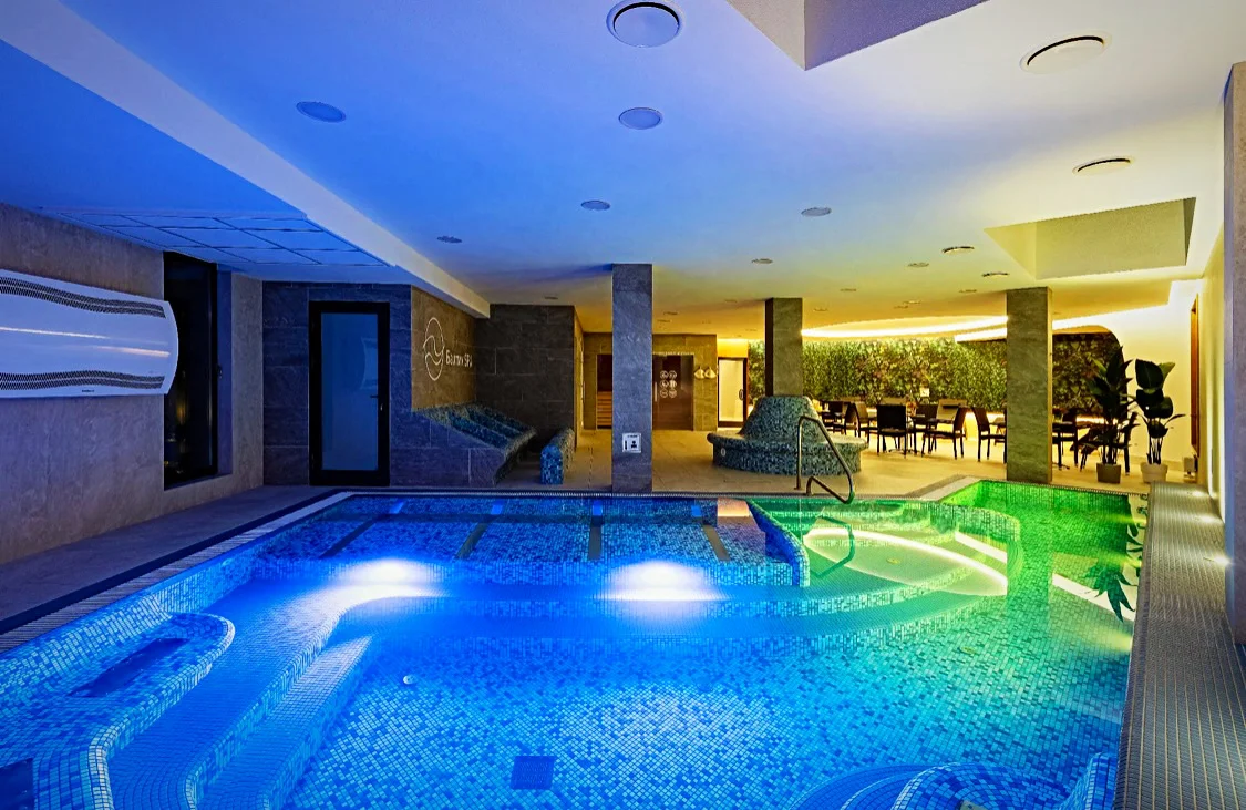 Уютные апартаменты в Kristall Hotel & SPA - миниатюра 11