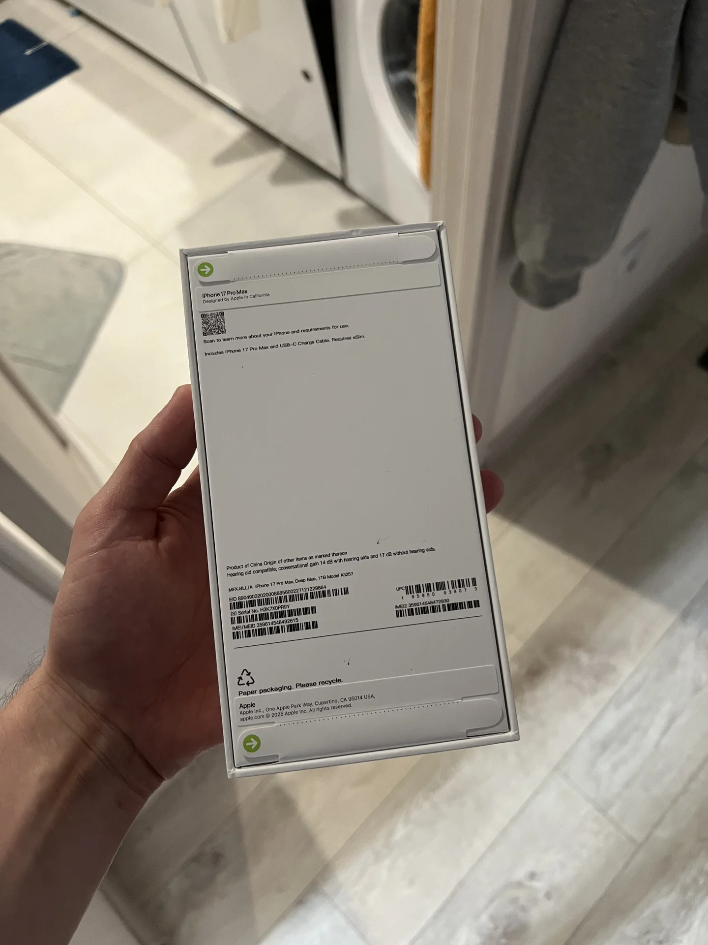 iPhone 17 Pro Max 1 Tb - миниатюра 2