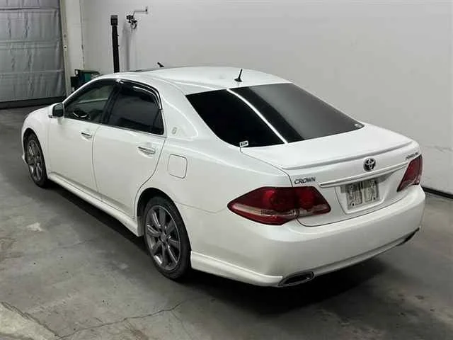 Toyota Crown, 2008 год - миниатюра 3