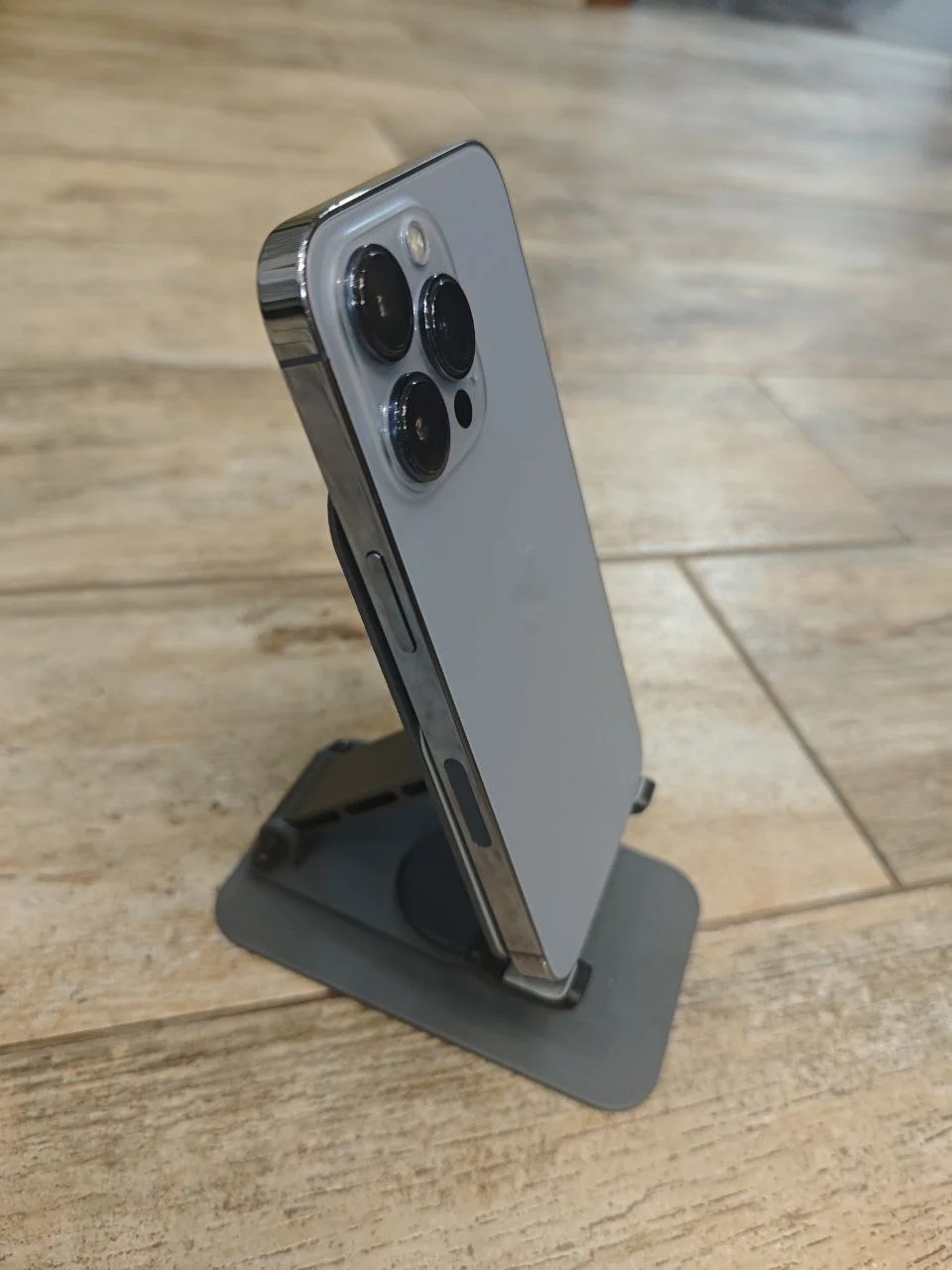 Обменяю iphone 13 pro 128 гб - миниатюра 2