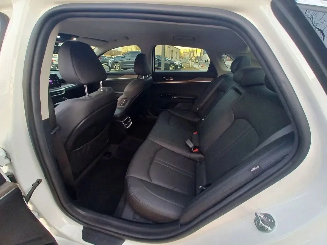 Kia K5 - миниатюра 4