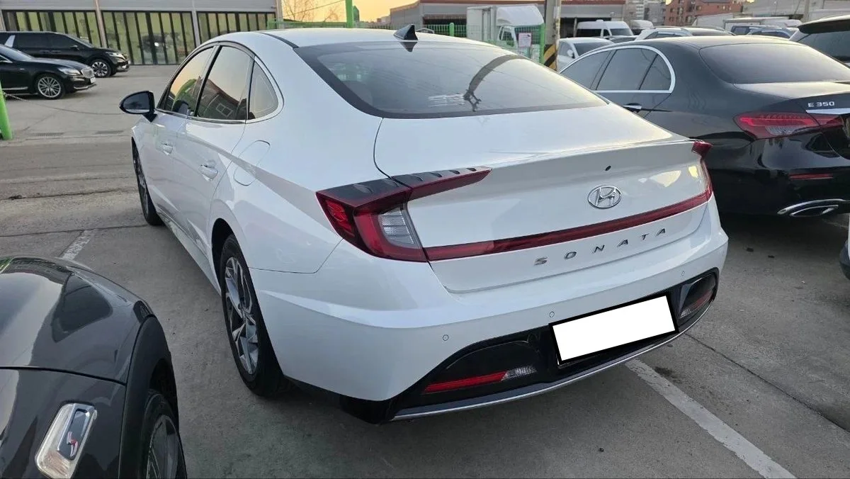 Hyundai Sonata - миниатюра 9