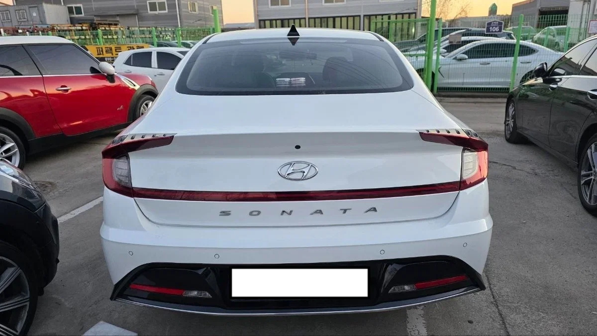 Hyundai Sonata - миниатюра 10