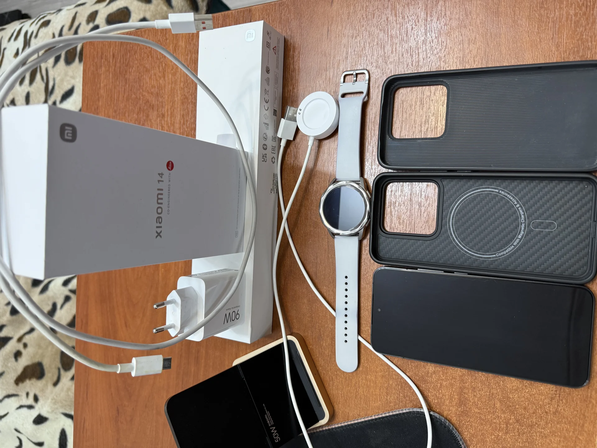 Xiaomi 14 + часы xiaomi и беспроводная зарядка. - миниатюра 5