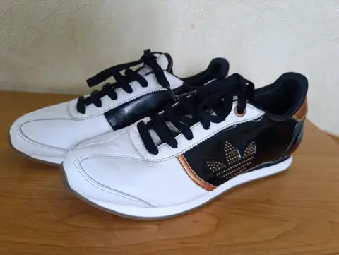 Кроссовки adidas Оригинал