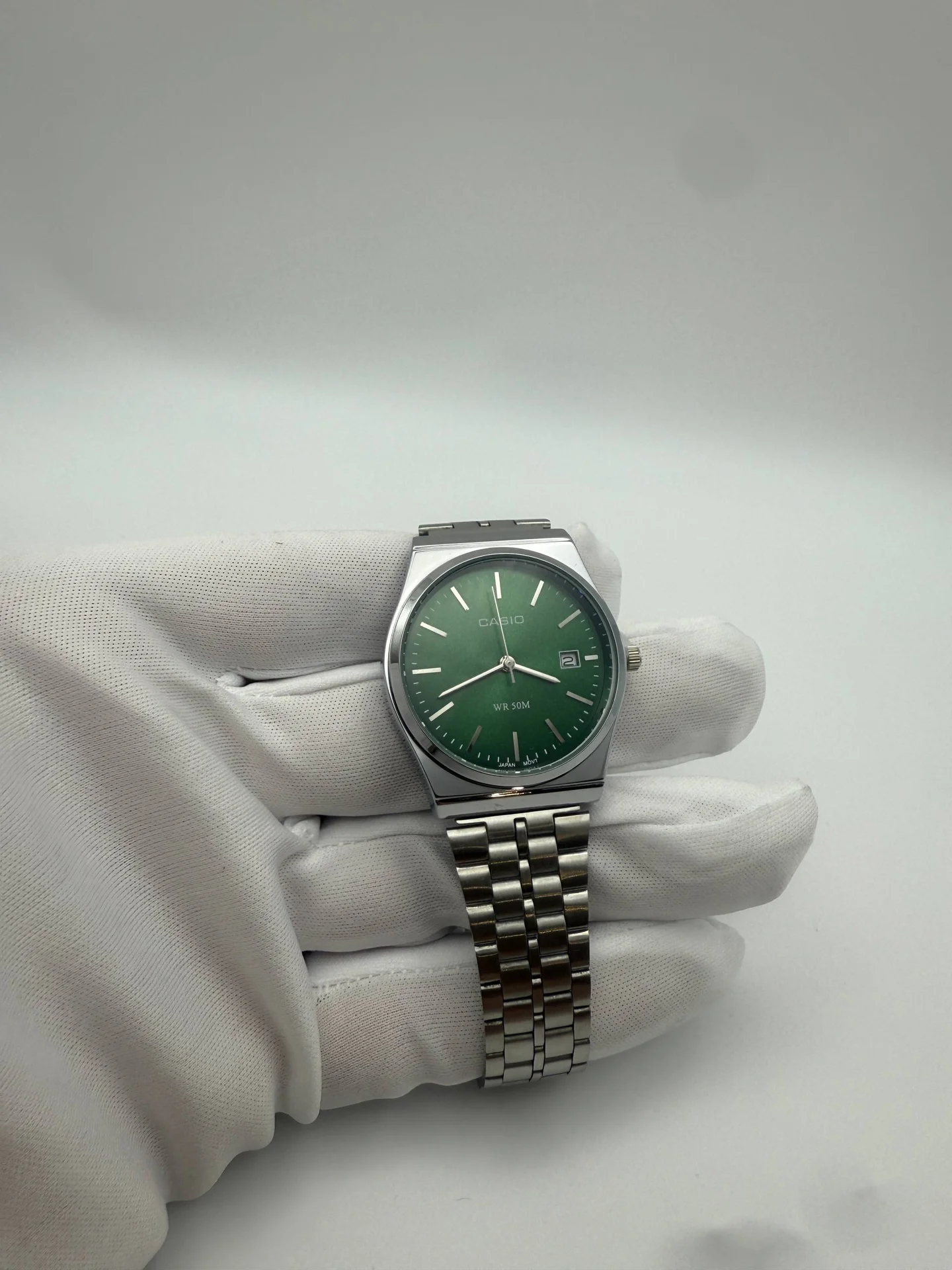 Часы наручные Casio Quartz зеленый циферблат - миниатюра 3