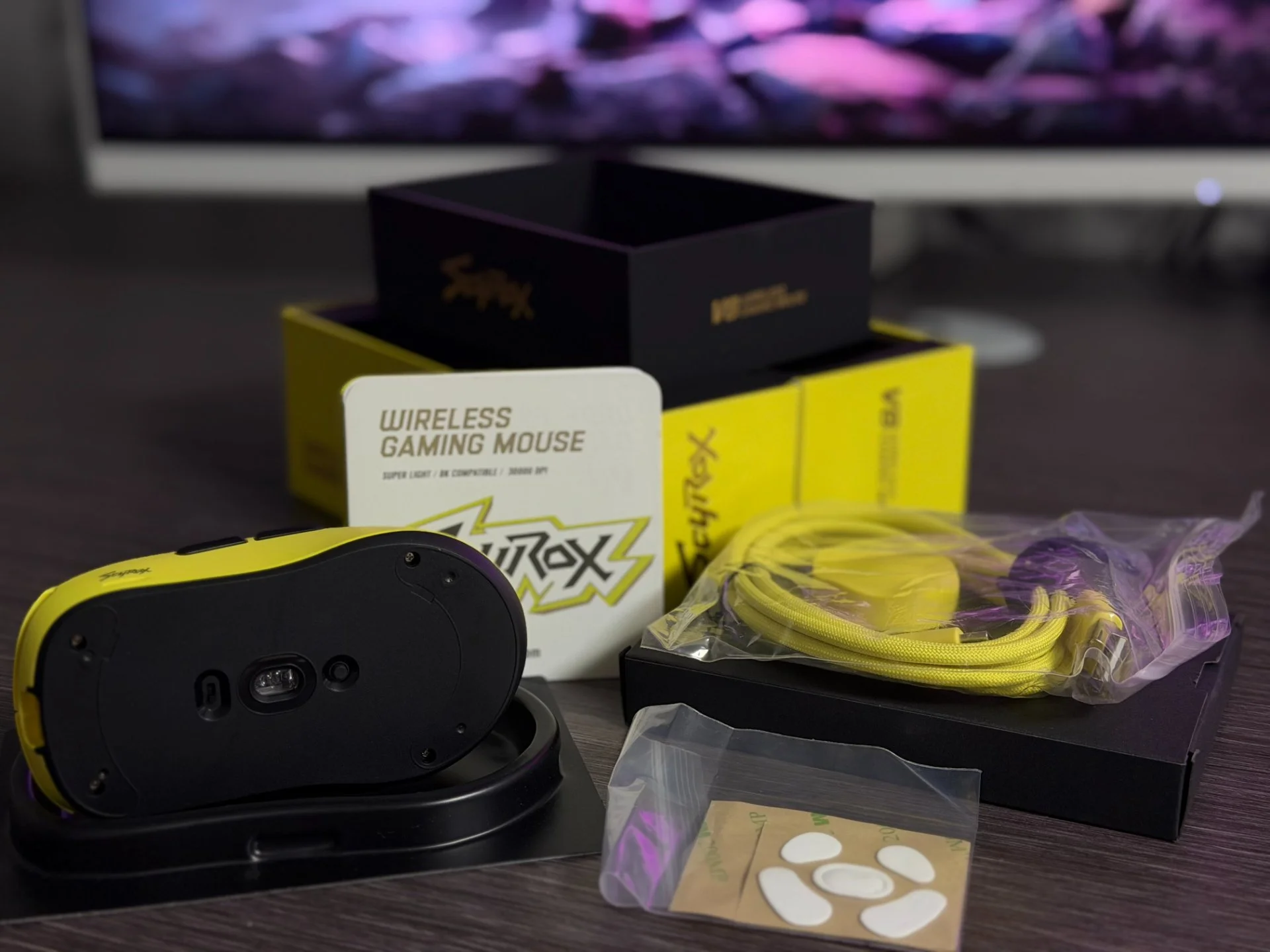 Новая игровая мышь Scyrox V8 Yellow 1 шт. в наличии - миниатюра 2