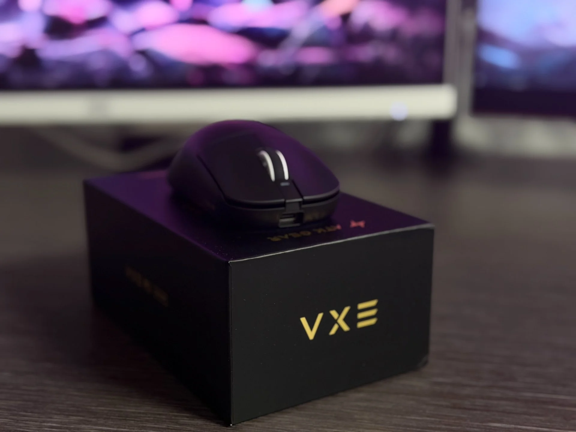 Новая Игровая Мышь ATK VXE R1 Pro Черная - миниатюра 4