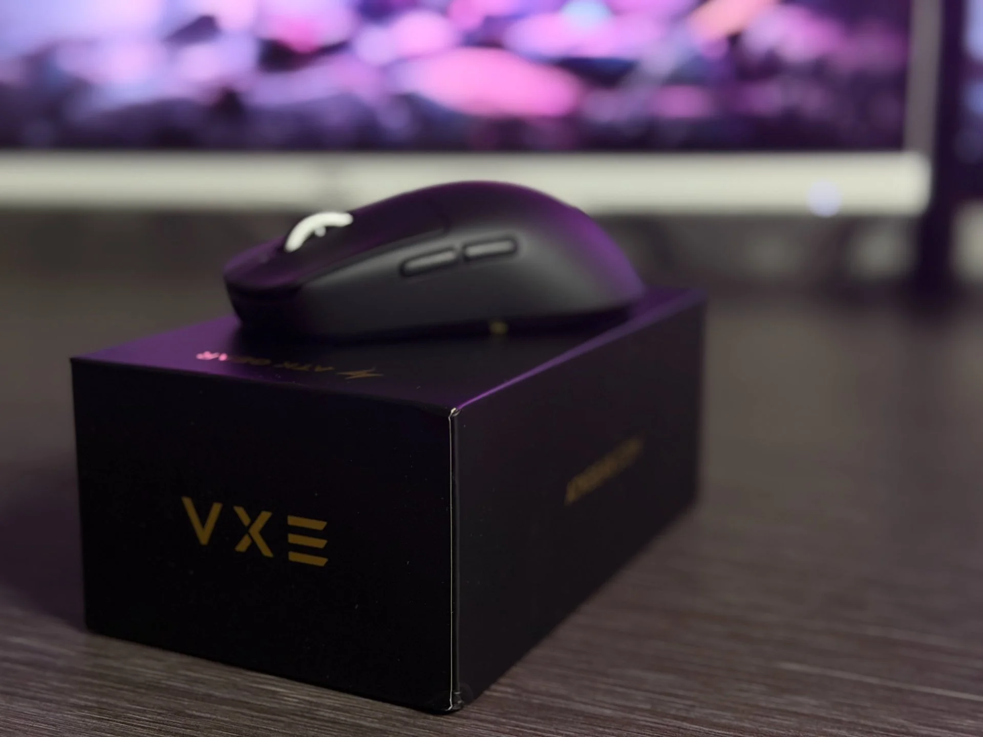 Новая Игровая Мышь ATK VXE R1 Pro Черная - миниатюра 5