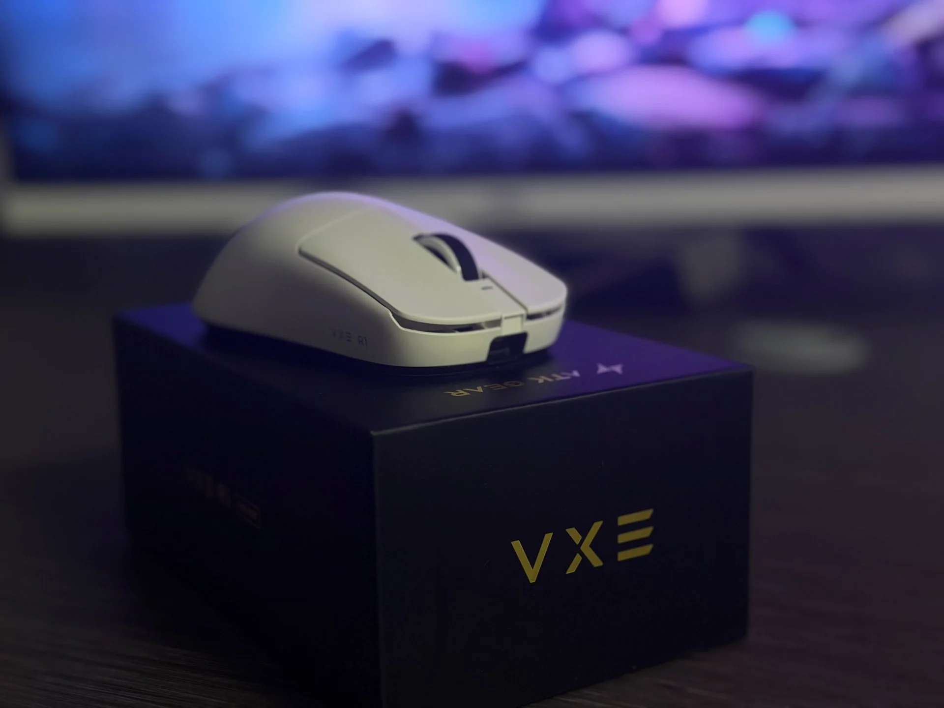 Новая Игровая Мышь ATK VXE R1 PRO Белая - миниатюра 3