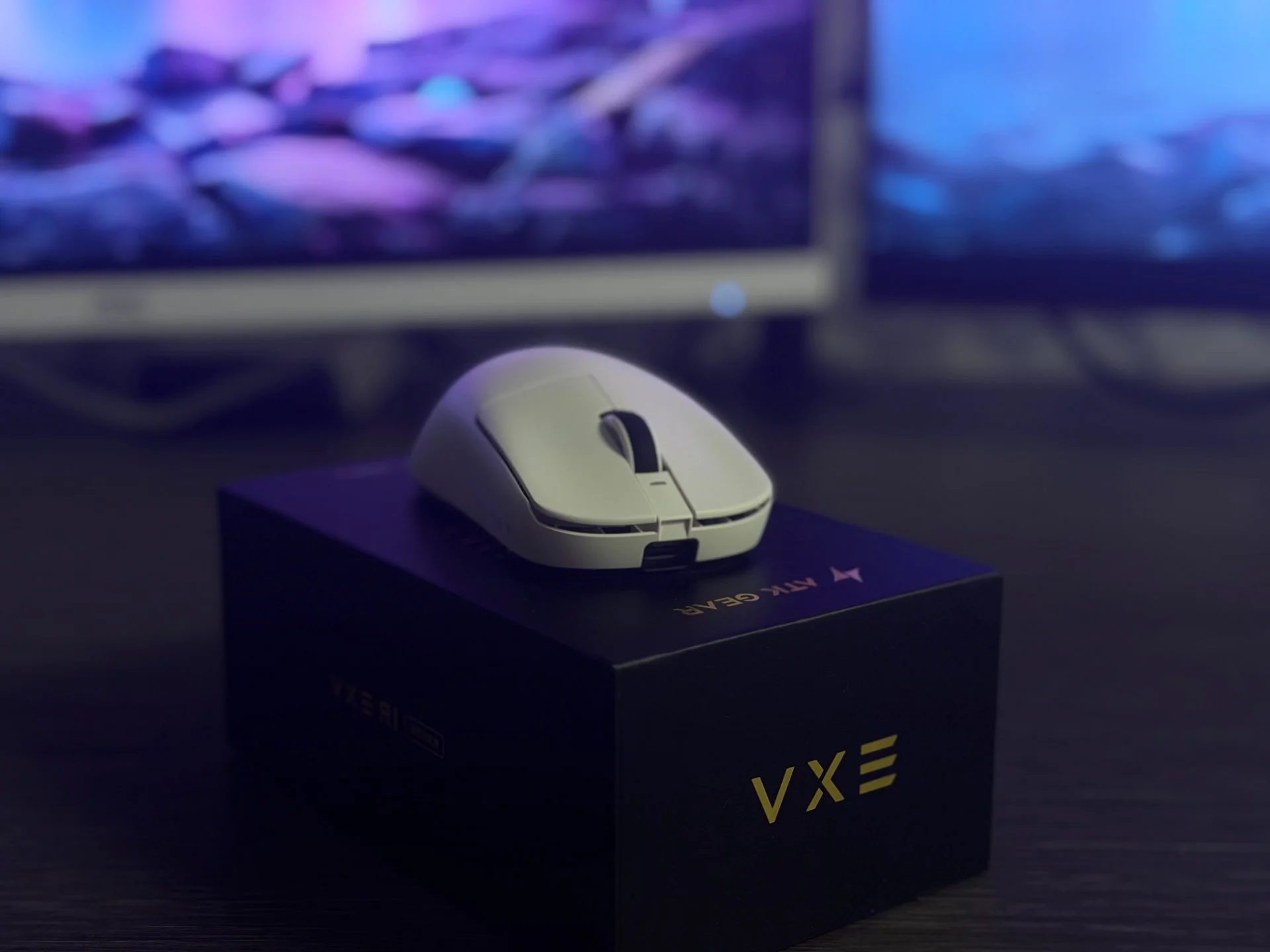 Новая Игровая Мышь ATK VXE R1 PRO Белая - миниатюра 4