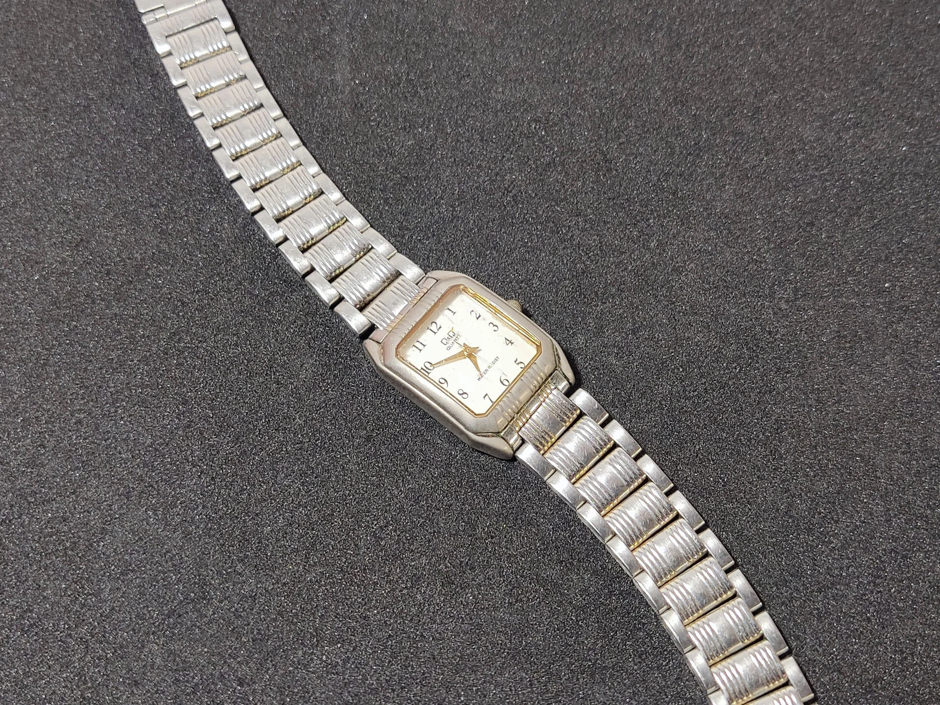 Часы женские Q&Q Quartz Water Resist - миниатюра 8