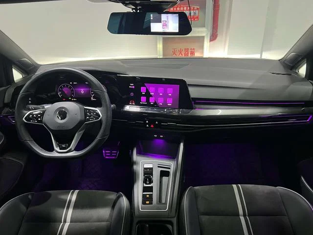 Volkswagen Golf 2022 - миниатюра 10