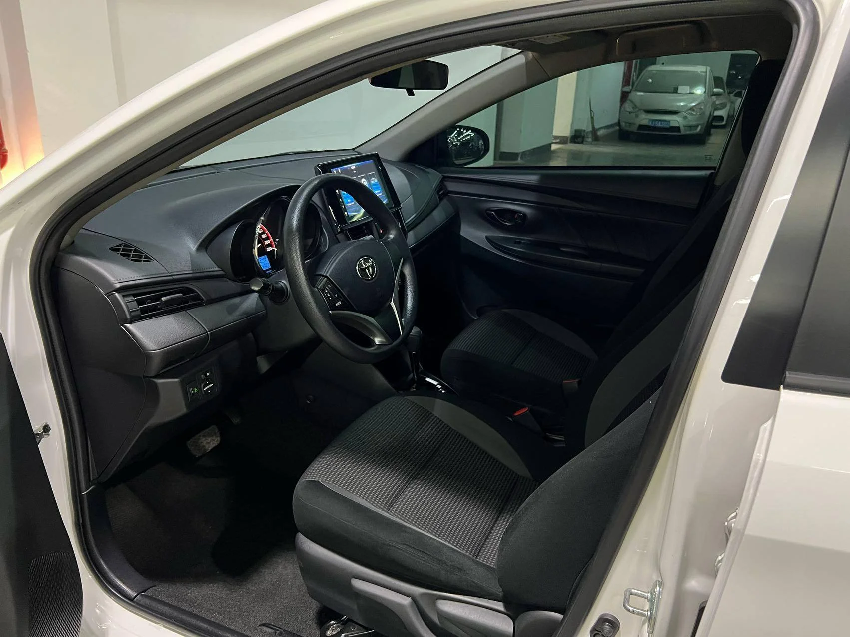 Toyota Vios 2022 - миниатюра 5