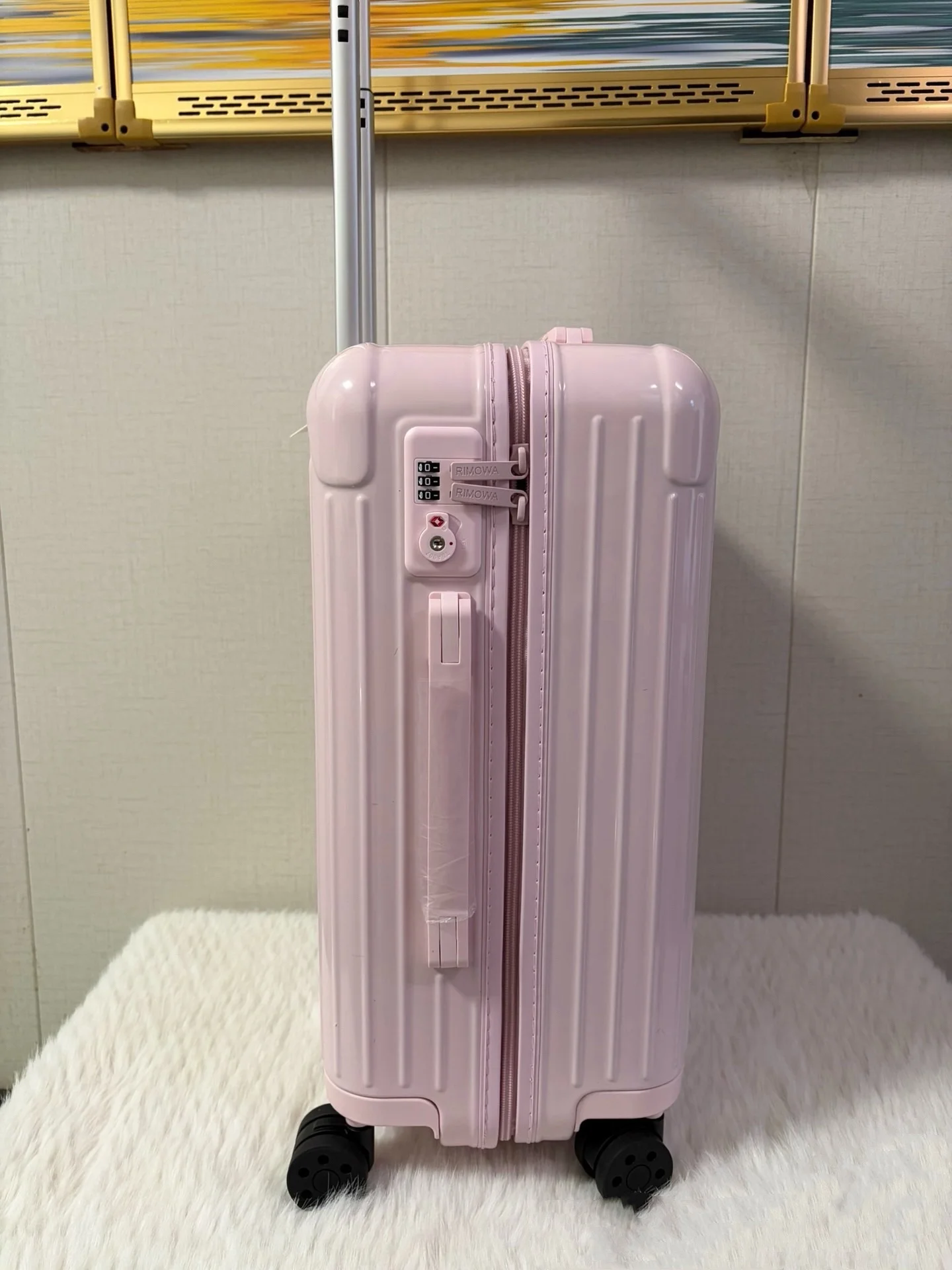 Чемодан Rimowa розовый - миниатюра 8