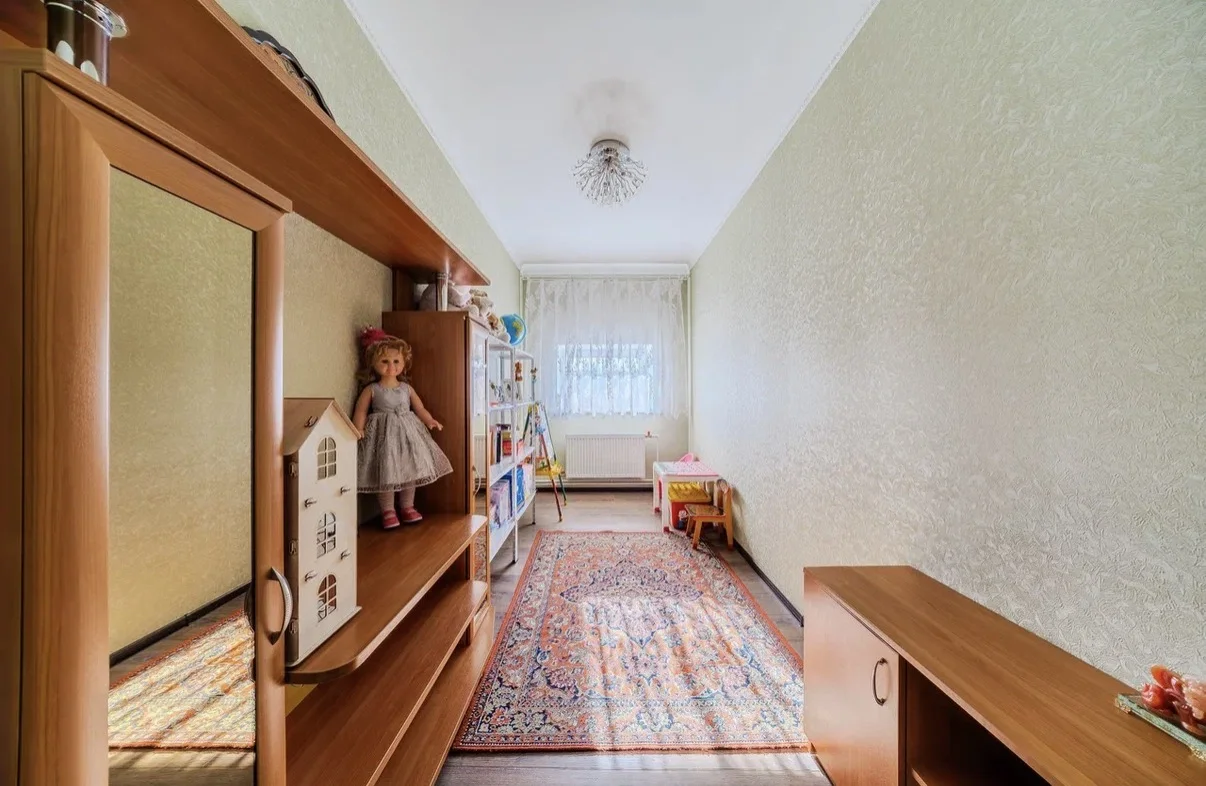 ДОМ С ДУШОЙ 550 M2 / УЧАСТОК 30 СОТОК - миниатюра 3
