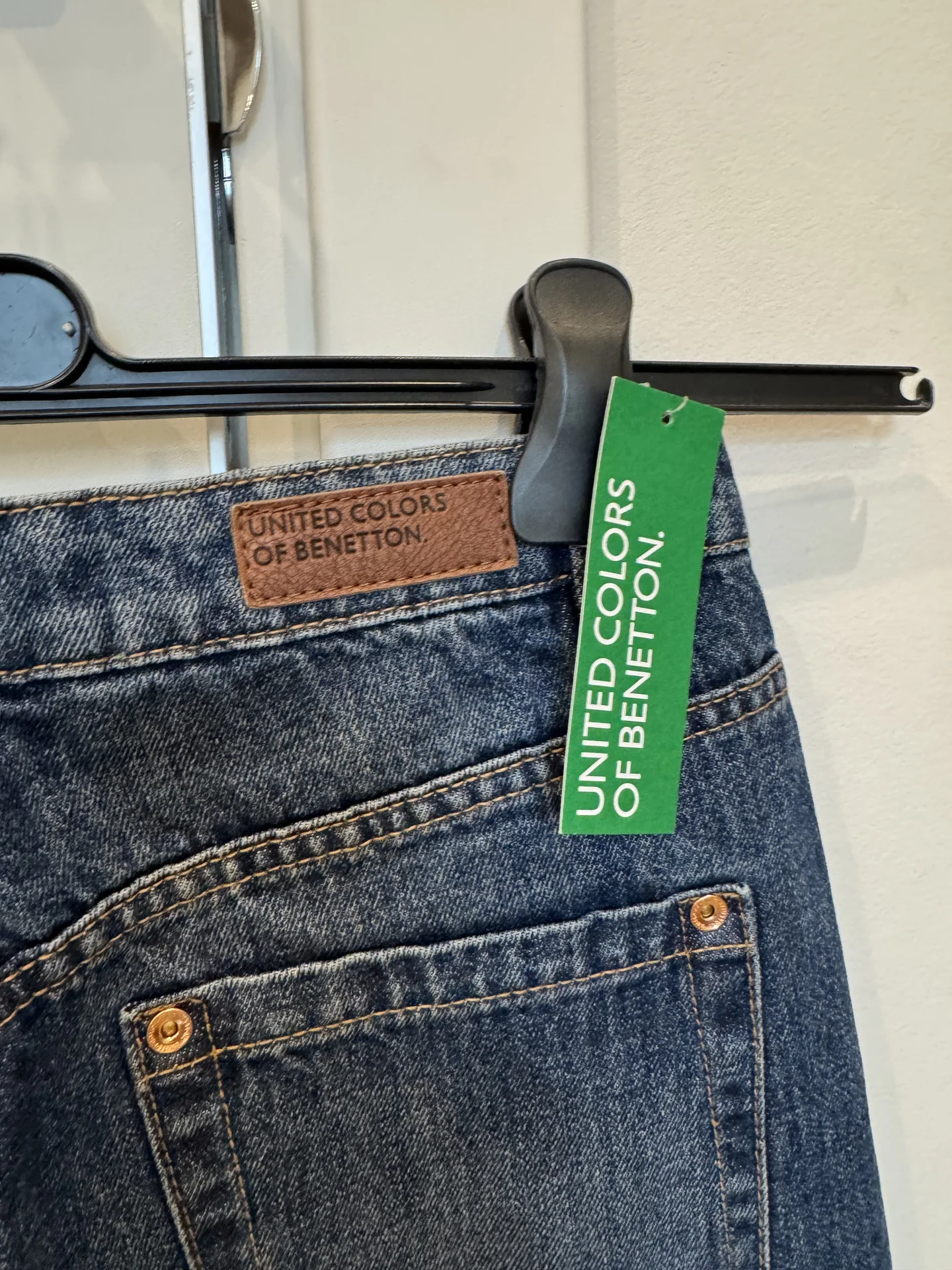 Джинсы женские Benetton - миниатюра 4