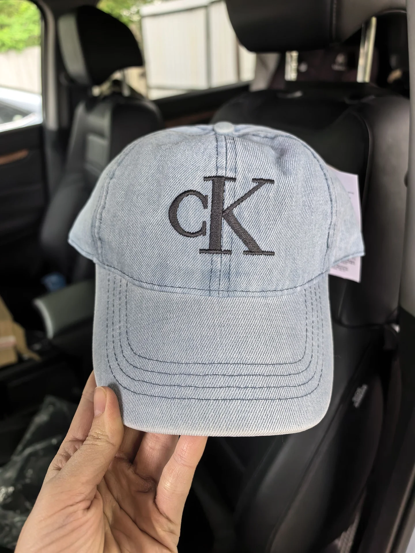 Бейсболка Calvin Klein - изображение 1