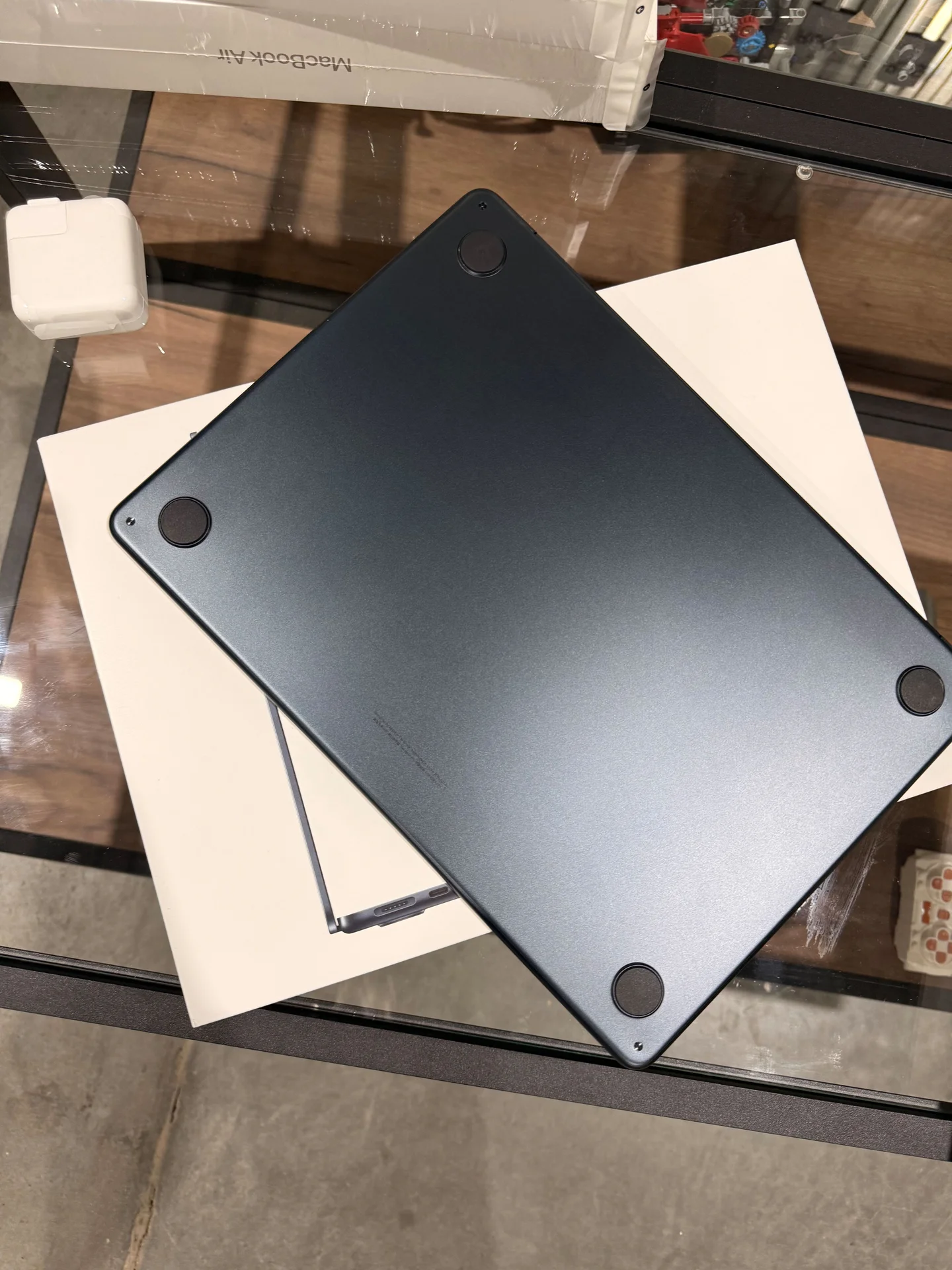 Apple MacBook Air 13 m2 16/256 Midnight - миниатюра 4