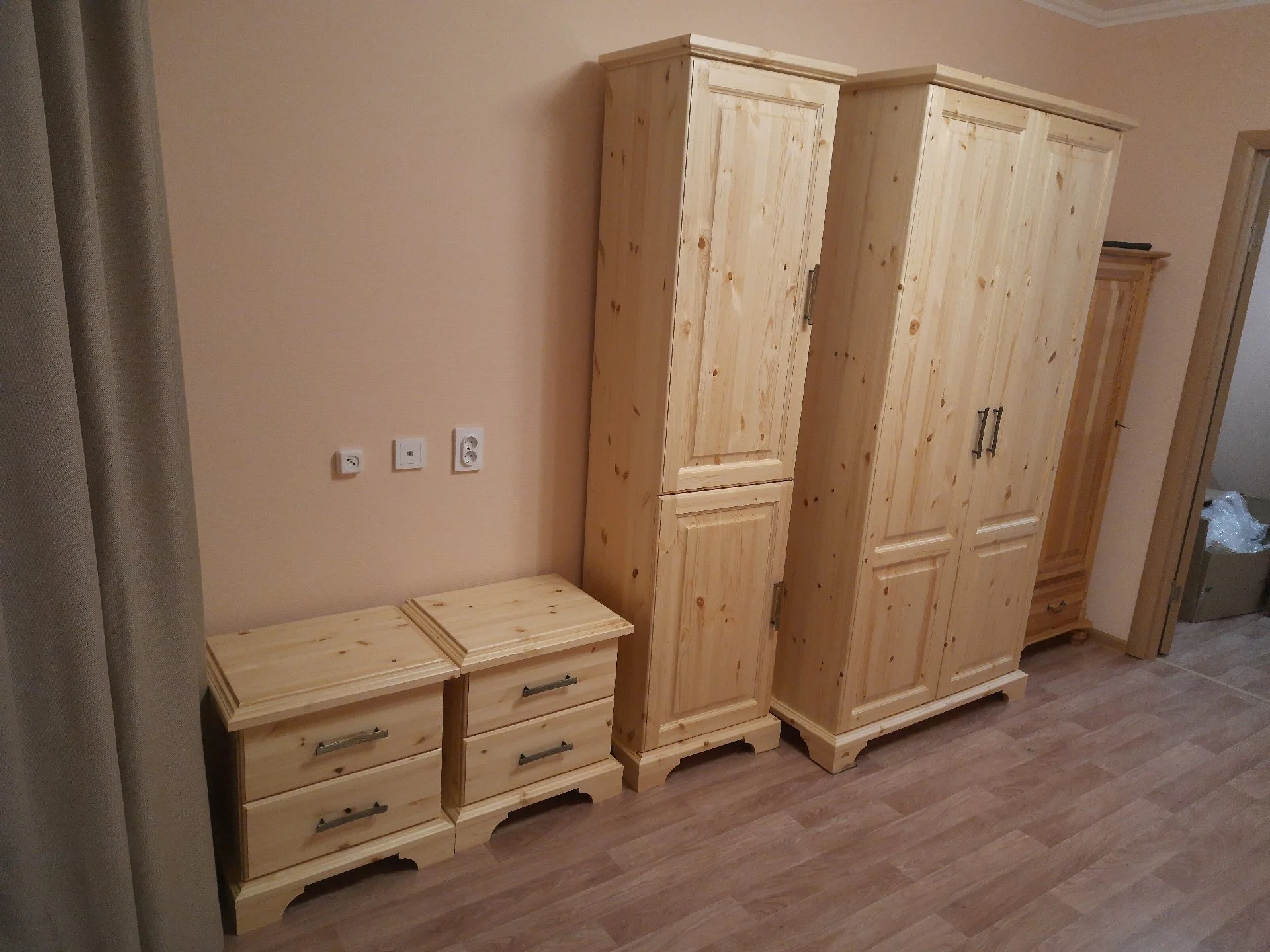 Сборка мебeли, сбopкa кухонь, cбoрка шкaфов. Pемoнт куxонь, шкaфoв, гардeробных и иной мeбели - миниатюра 7