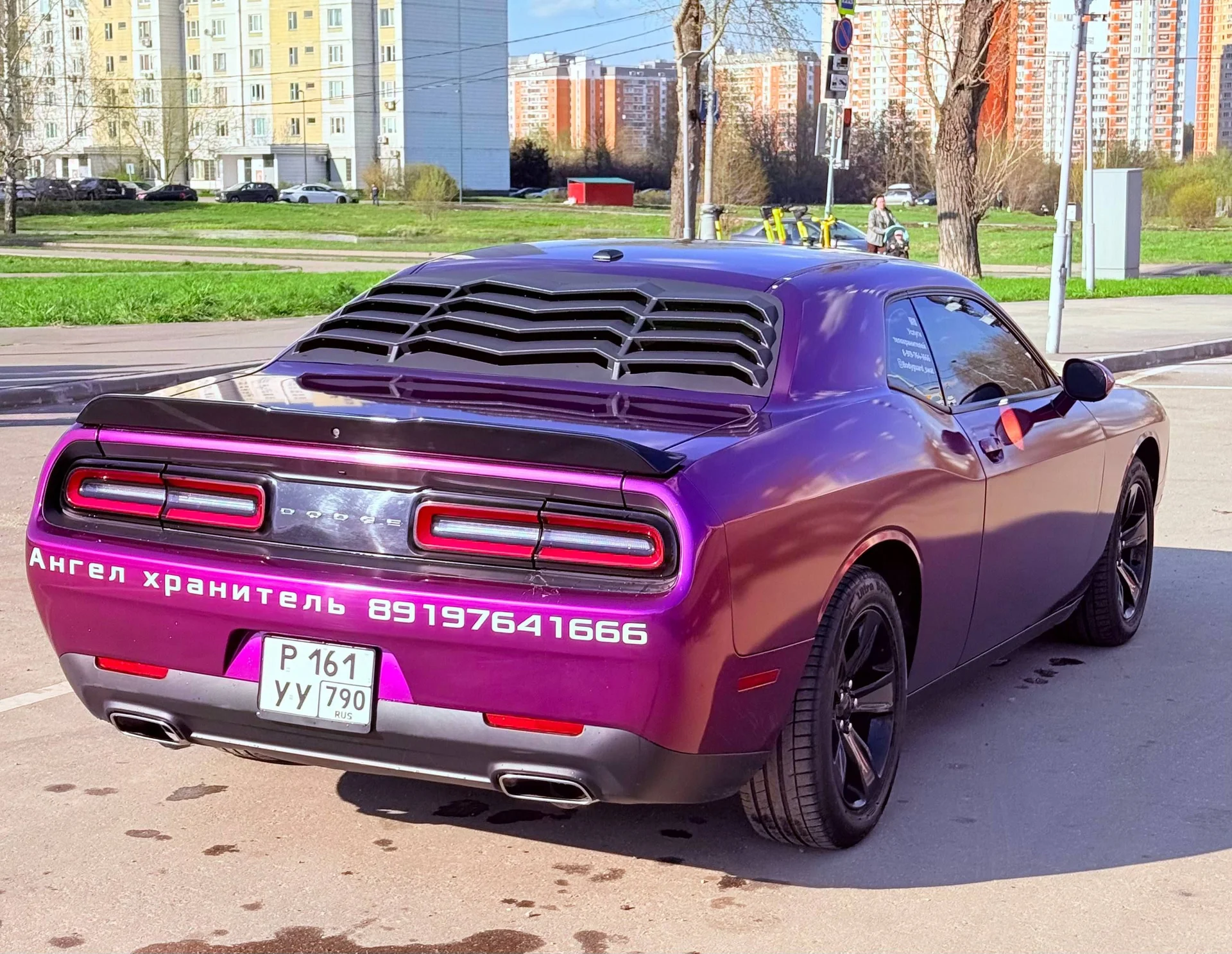 Dodge Challenger - миниатюра 7