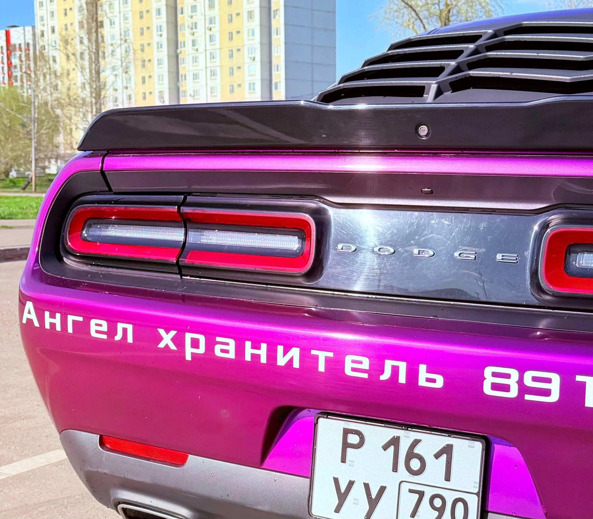 Dodge Challenger - миниатюра 9