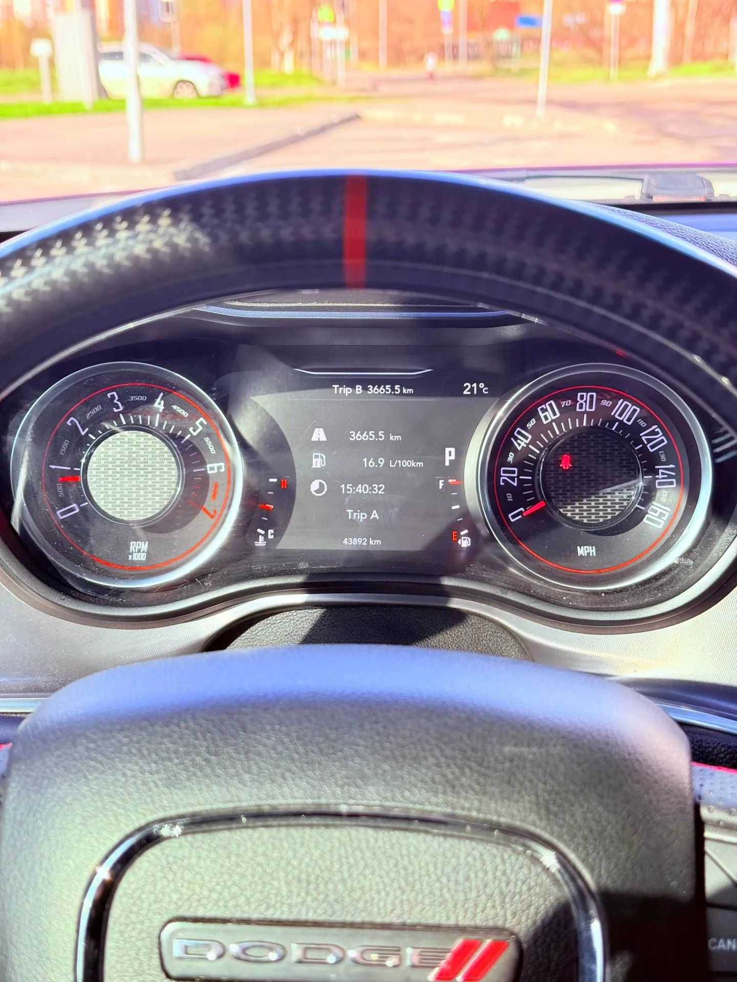Dodge Challenger - миниатюра 13