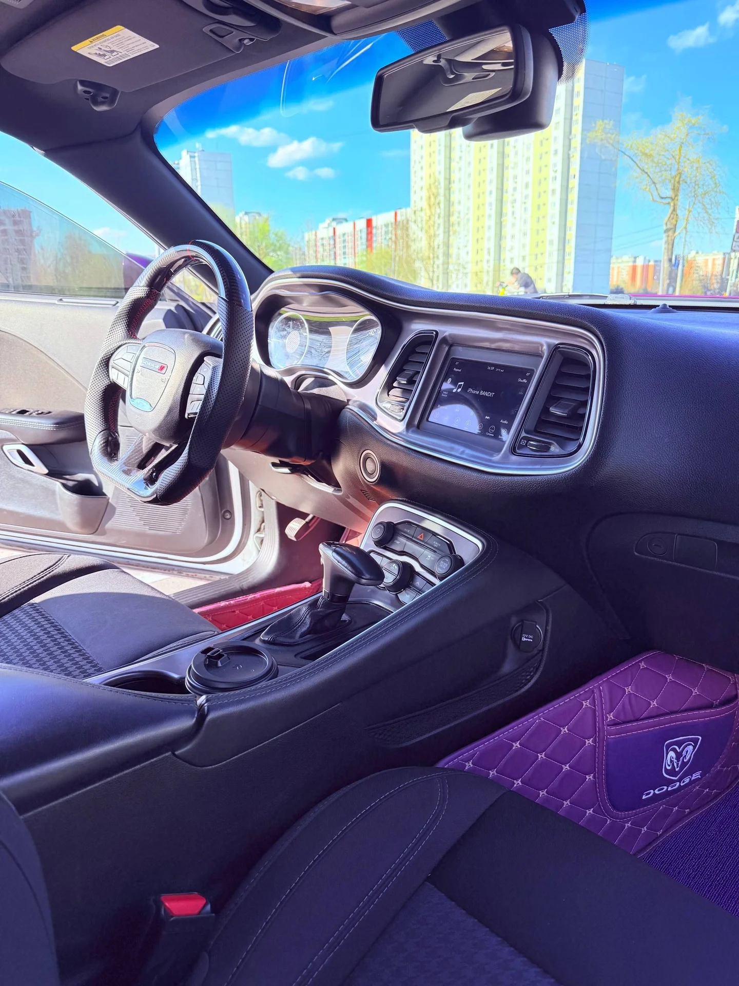 Dodge Challenger - миниатюра 19