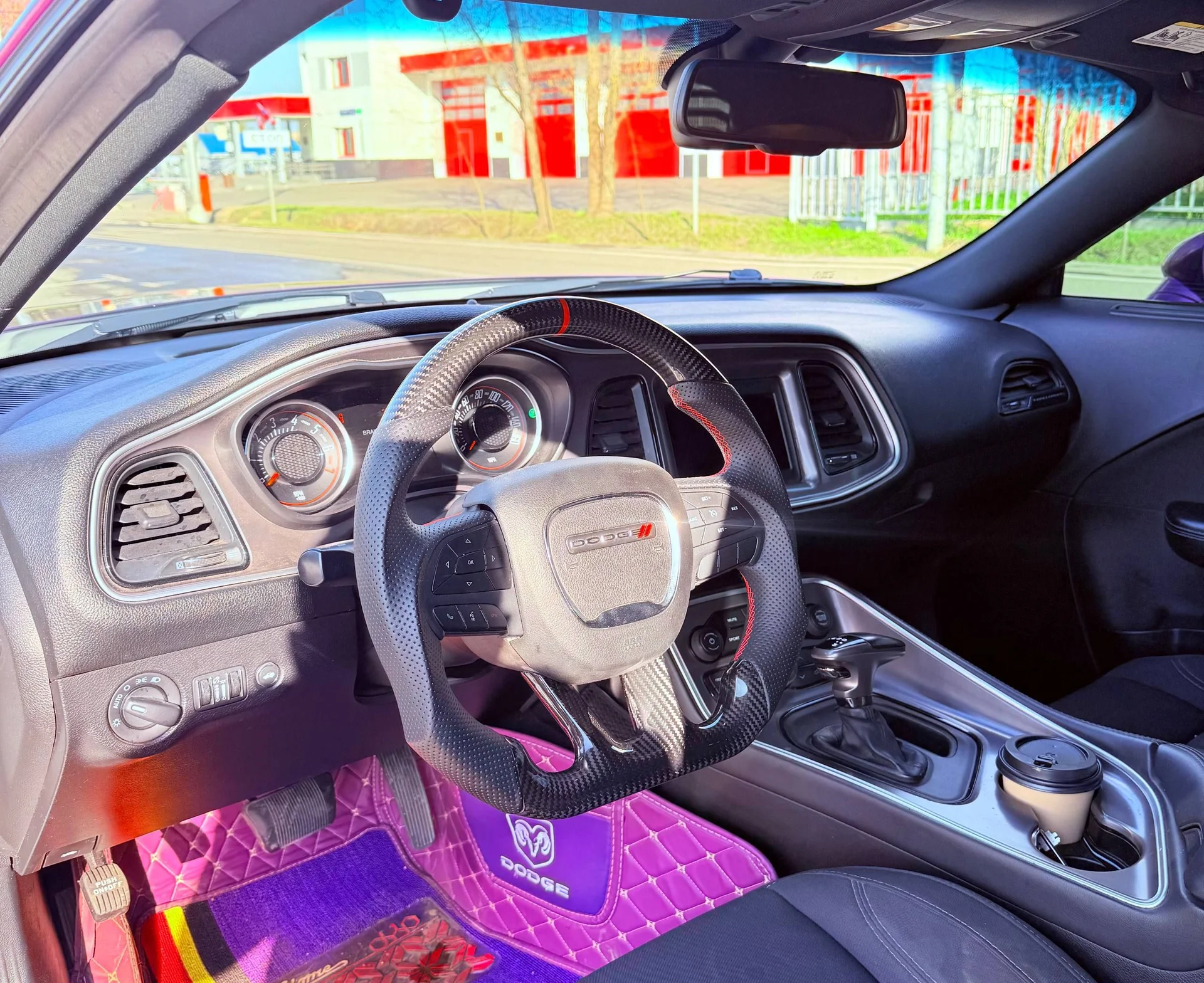 Dodge Challenger - миниатюра 20