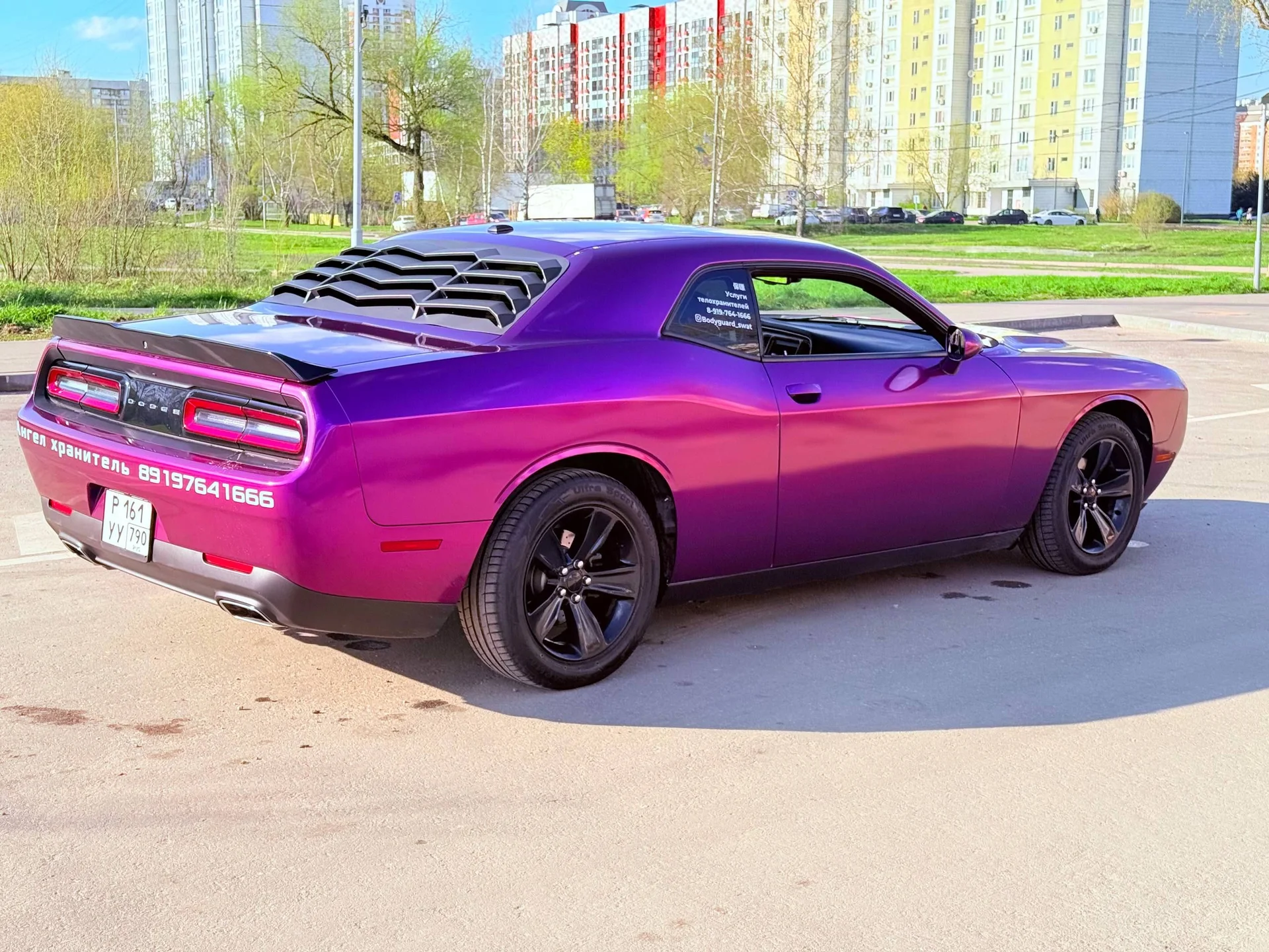 Dodge Challenger - миниатюра 25