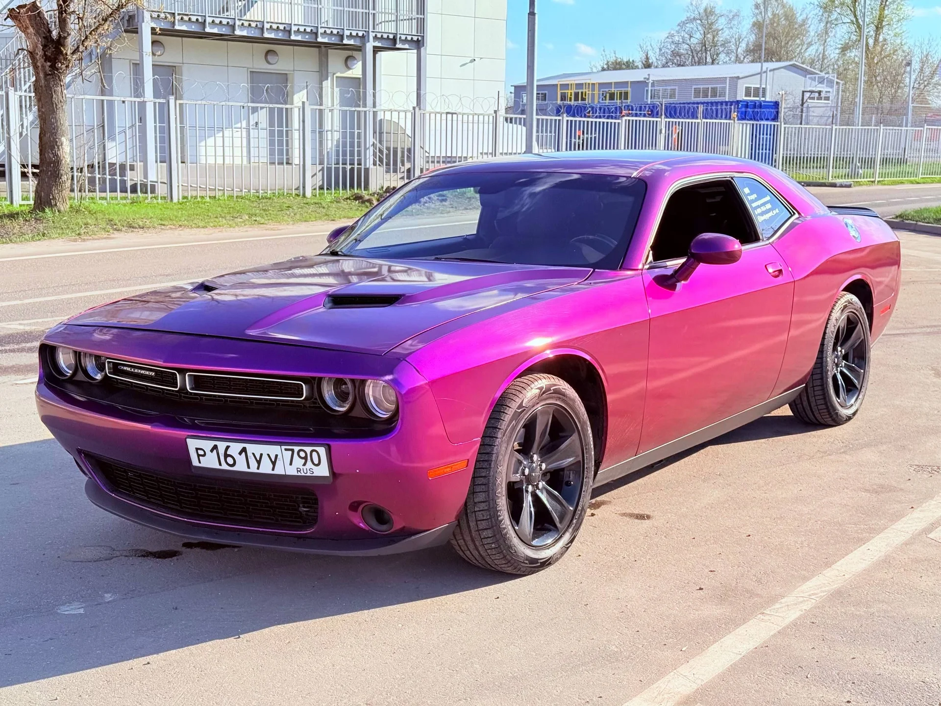 Dodge Challenger - миниатюра 28