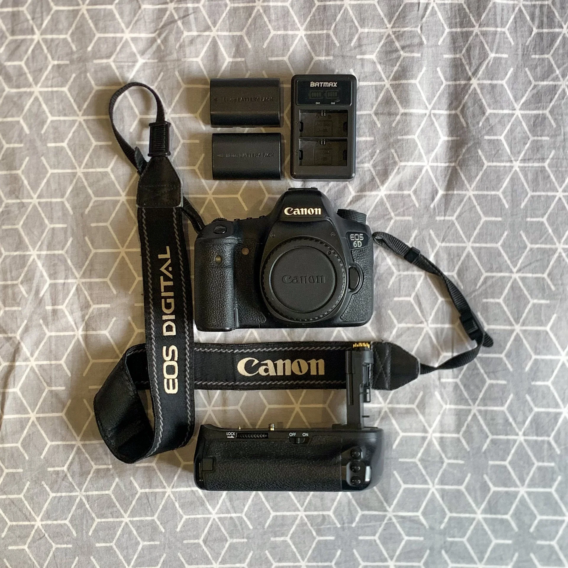 Canon EOS 6D body - миниатюра 2