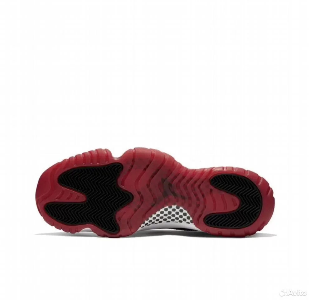 Кроссовки Nike Air Jordan 11 - миниатюра 4