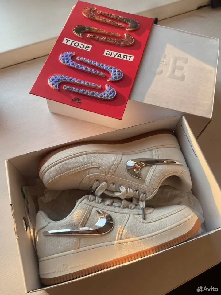 Кроссовки Travis Scott x Nike Air Force 1 Low - изображение 1