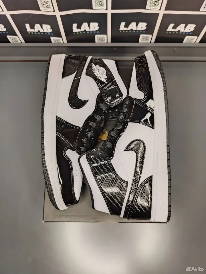 Кроссовки Jordan 1 Mid Carbon Fiber - миниатюра 2