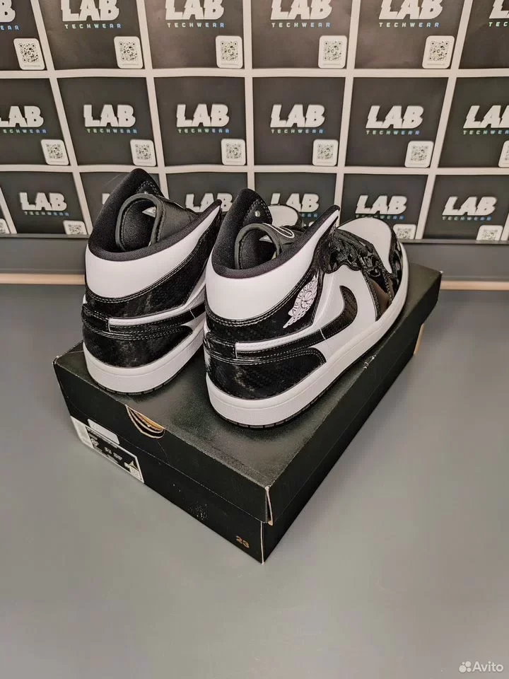 Кроссовки Jordan 1 Mid Carbon Fiber - миниатюра 4