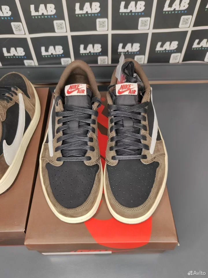 Кроссовки Air Jordan 1 Low "Travis Scott" - миниатюра 5
