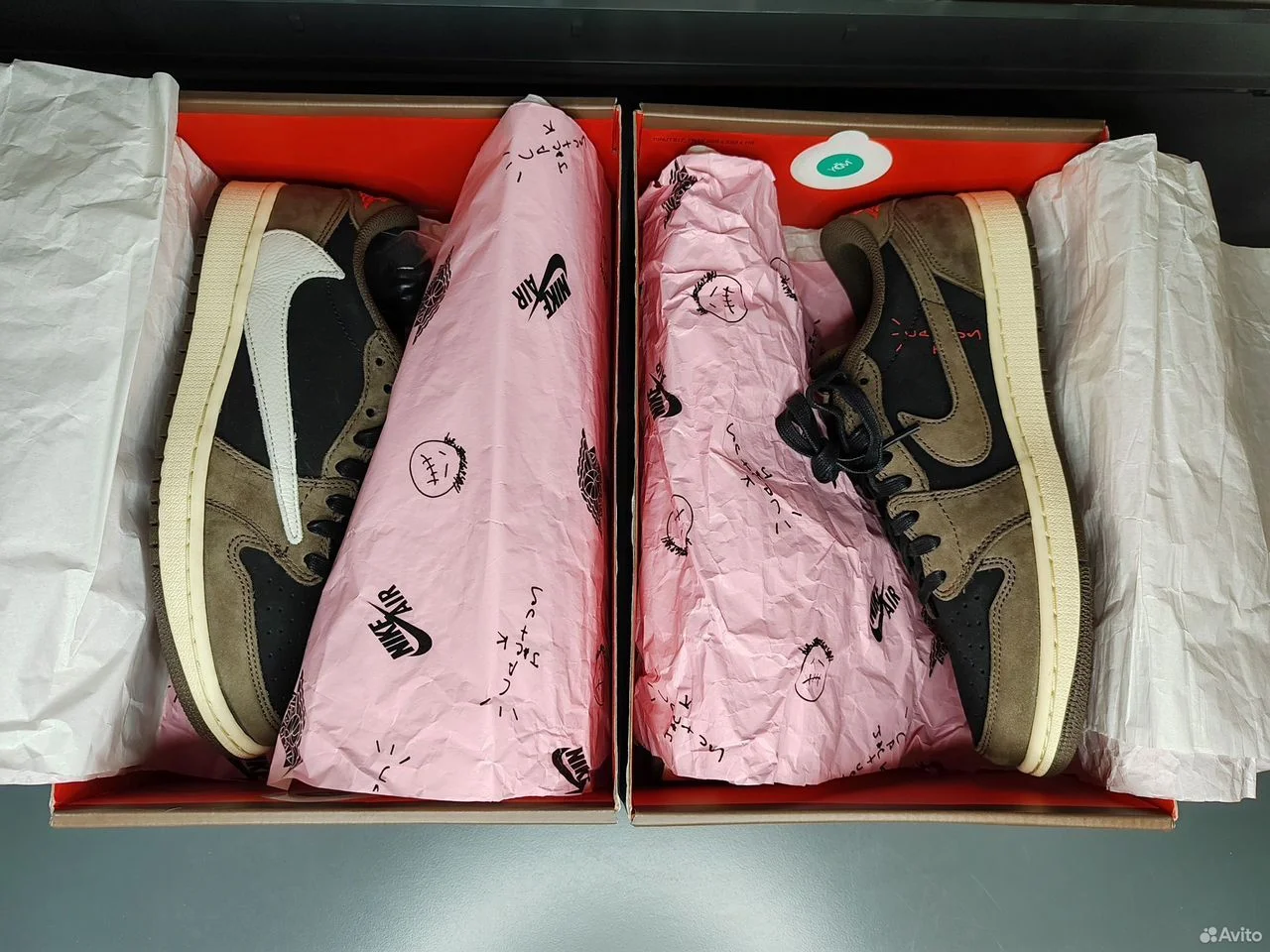 Кроссовки Air Jordan 1 Low "Travis Scott" - миниатюра 7