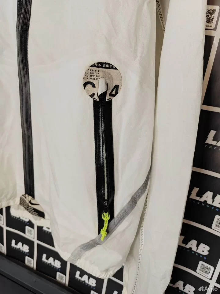 Ветровка Nike Men's Ispa Jacket Translucent Nylon - миниатюра 2
