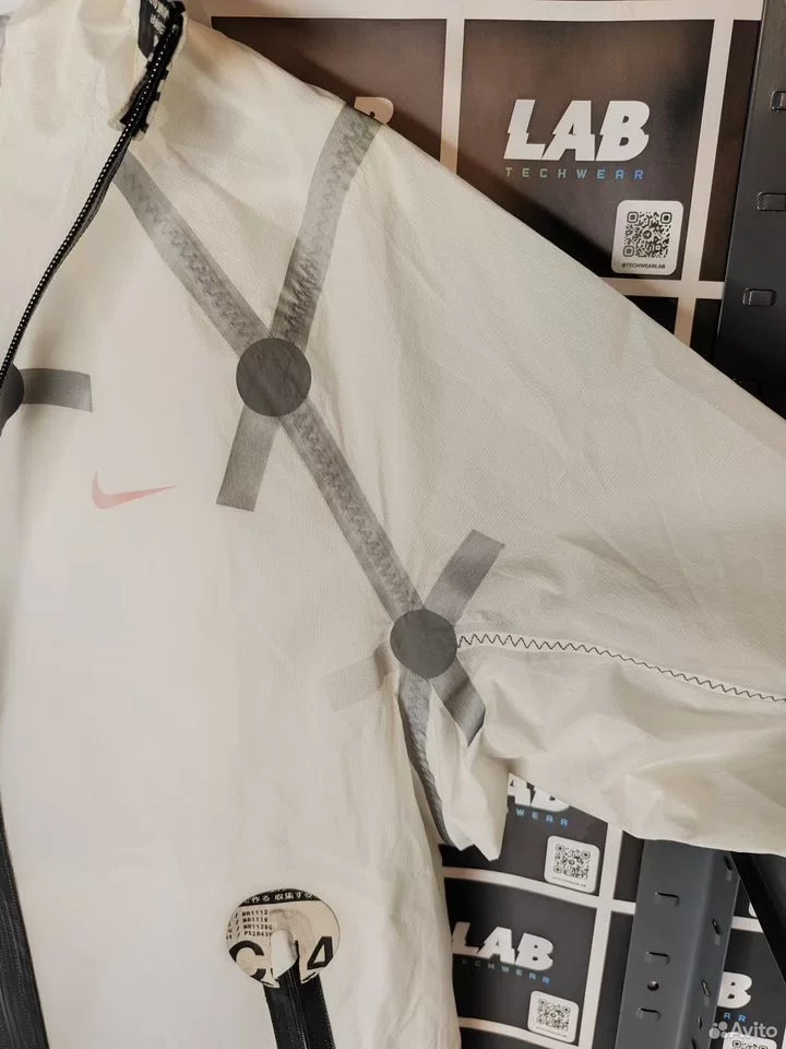Ветровка Nike Men's Ispa Jacket Translucent Nylon - миниатюра 3