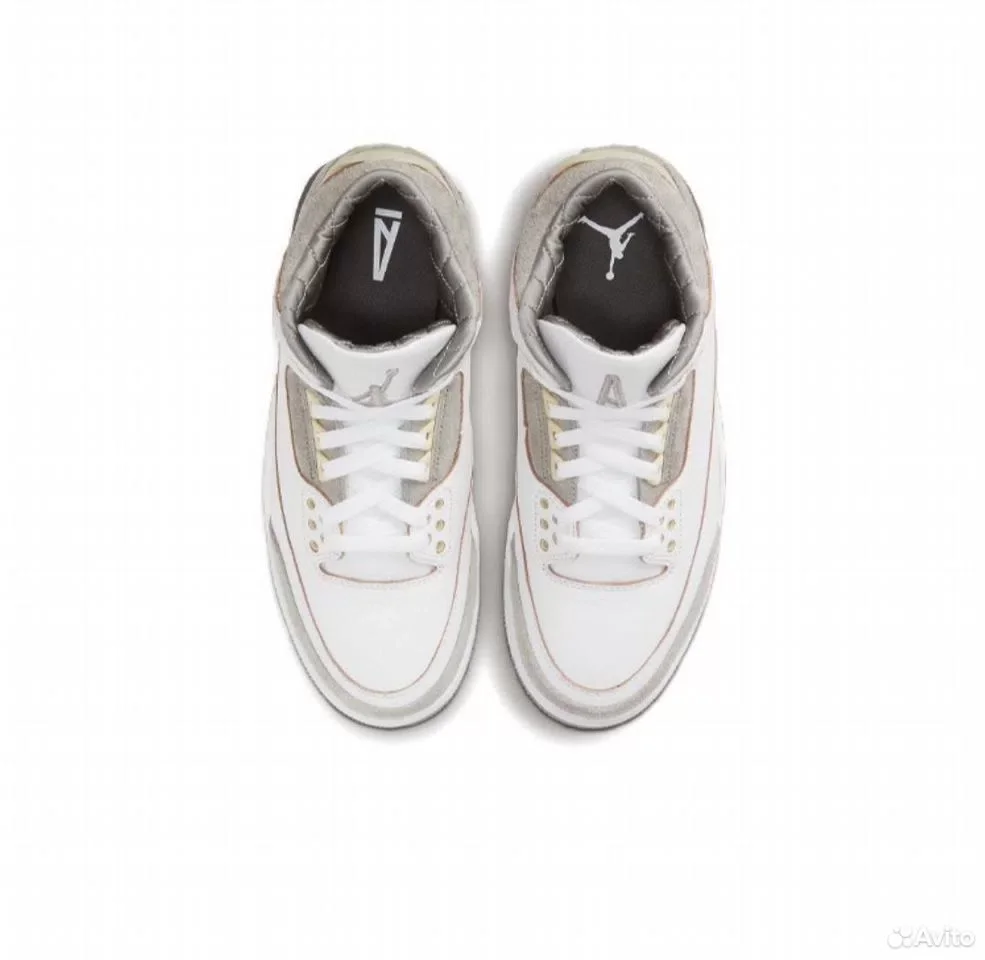 Кроссовки Nike Air Jordan 3 - миниатюра 9