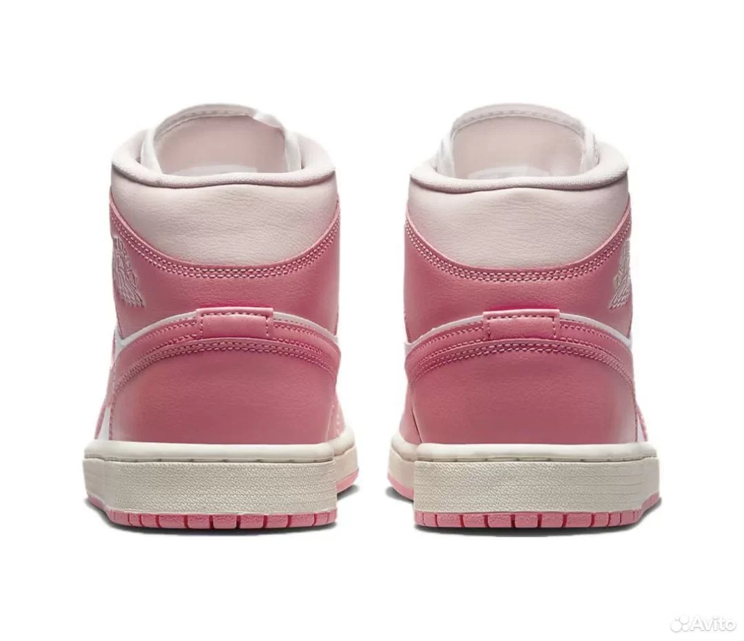 Кроссовки Nike Air Jordan 1 Mid Pink Strawberry - миниатюра 4