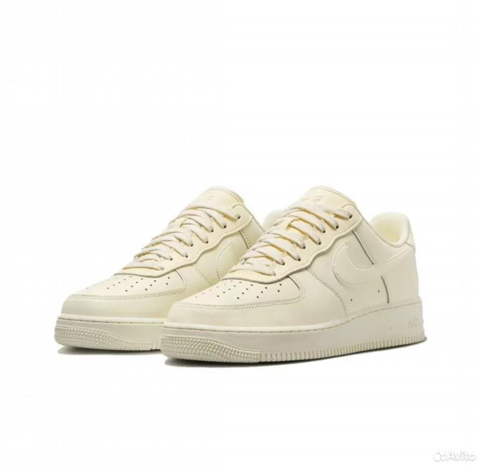 Кроссовки Nike Air Force 1 Low Coconut Milk - изображение 1