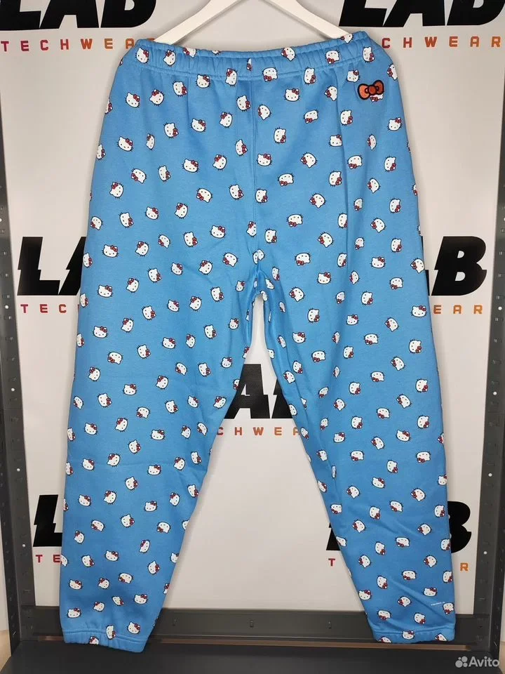 Штаны Nike x Hello Kitty SS22 Fleece - изображение 1