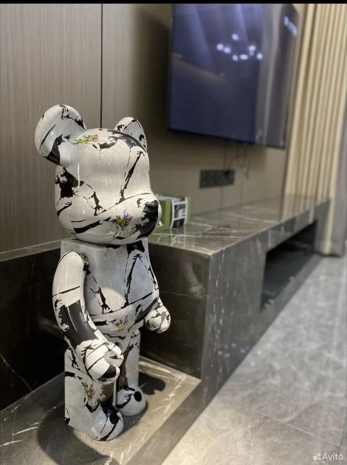 Игрушка BearBrick Flower Bomber - миниатюра 3