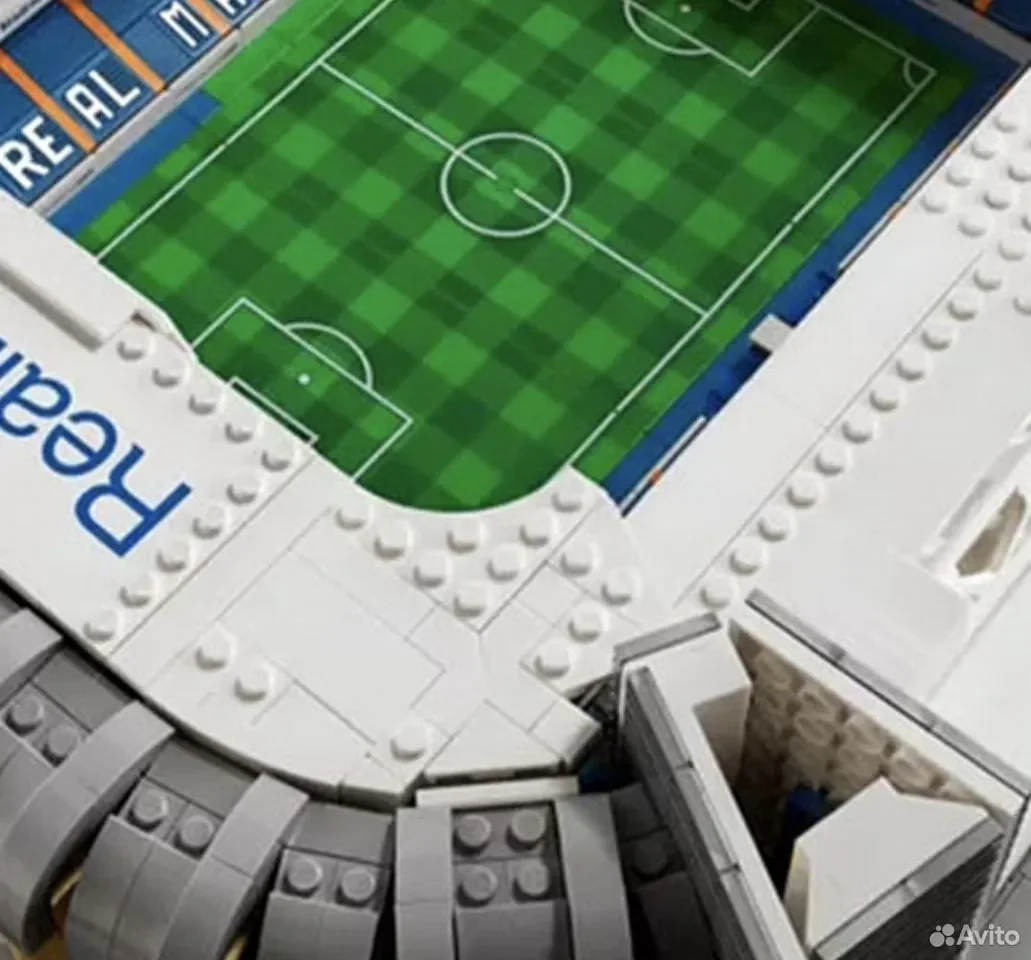 Lego Icons Santiago Bernabe Stadium - миниатюра 3