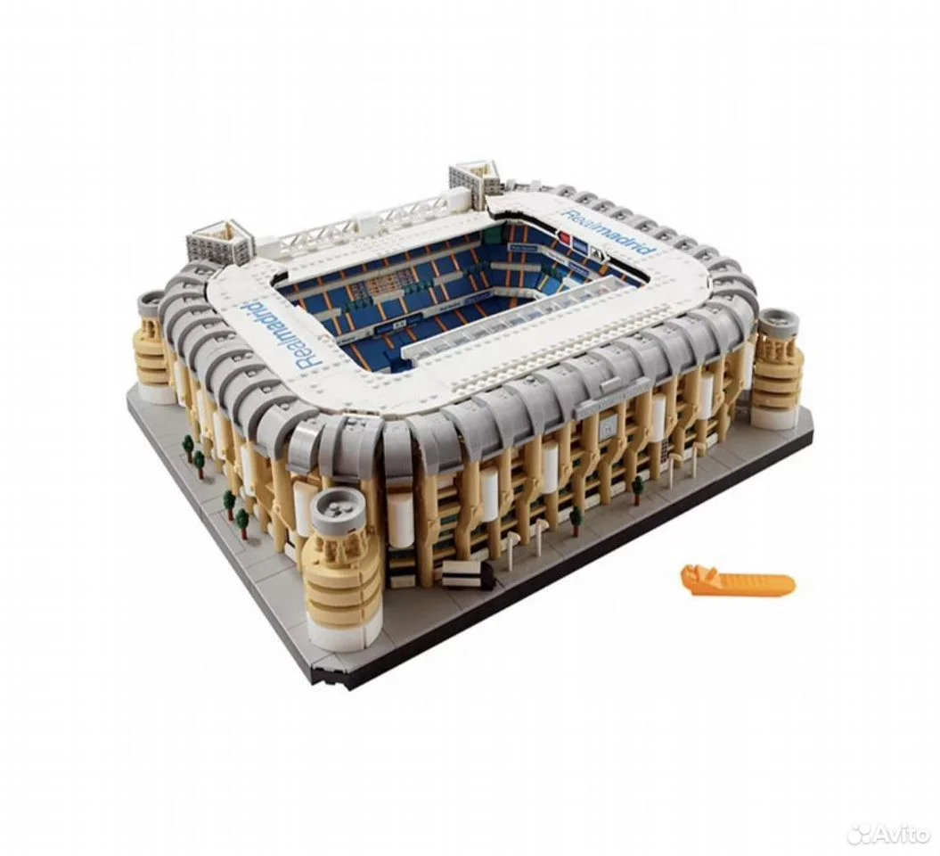 Lego Icons Santiago Bernabe Stadium - миниатюра 4